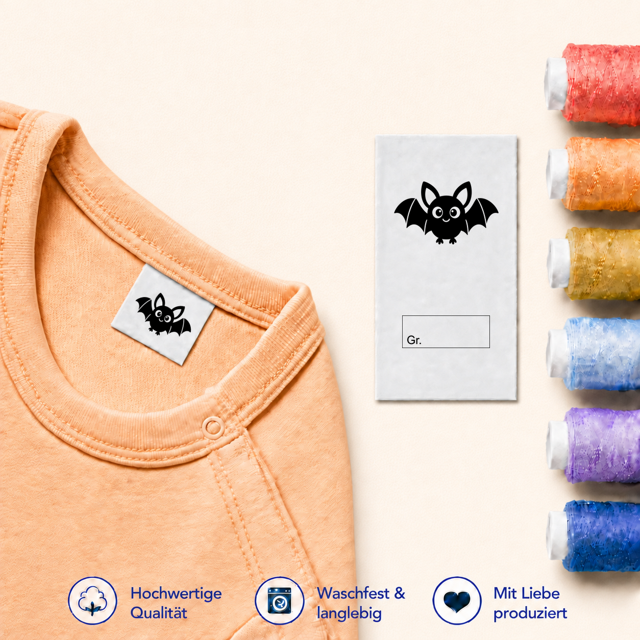 Halloween-Textiletiketten mit Größenfeld – 7 Motive 14 Fledermaus · Gr. mit Kasten