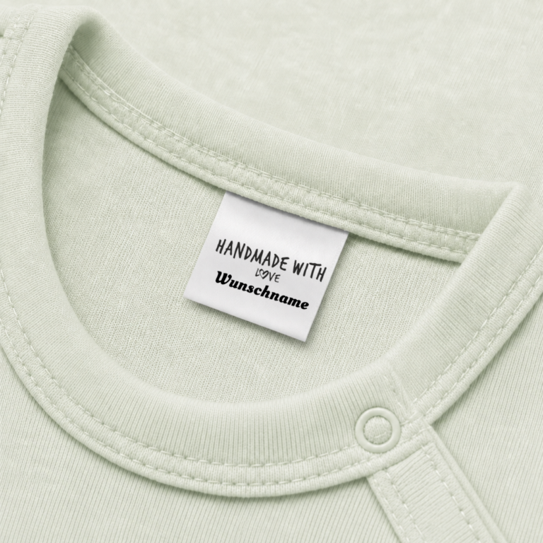 Individuelle Textiletiketten mit Handmade with Love Motiv und Wunschnamen Namensetiketten