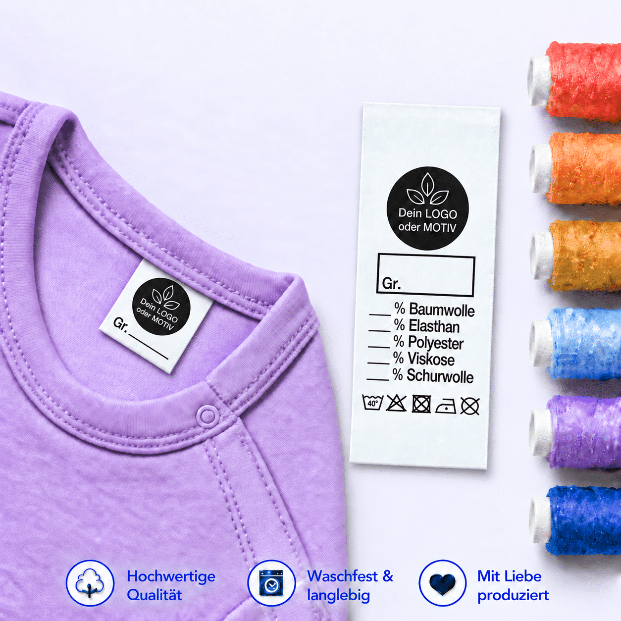 L001 Textiletiketten mit eigenem Logo und Größenfeld auf lila Babybody